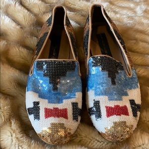 Steven Madee sequin Aztec flat 6.5